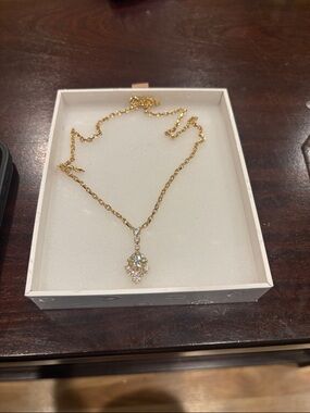 Nov 25: Citrine on Gold